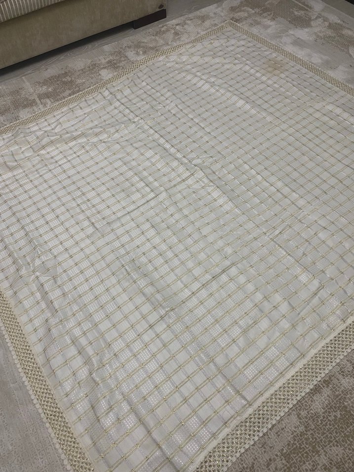 Gri Beyaz Kareli Masa Örtüsü - Görsel 2