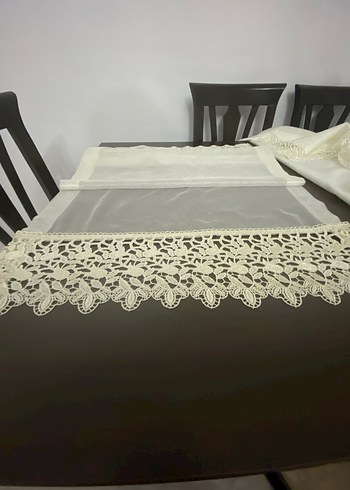 İşlemeli tül runner - Görsel 2