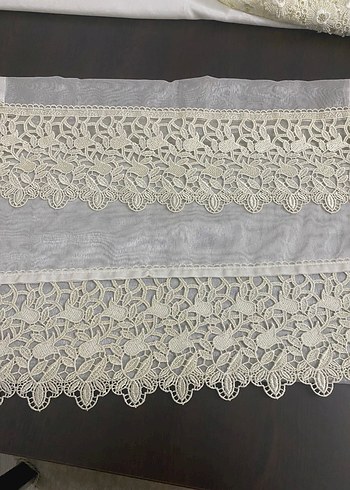 İşlemeli tül runner - Görsel 3