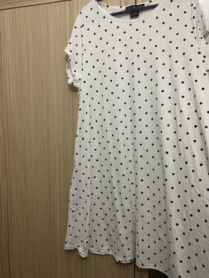 Puantiye Desenli Beyaz penye Elbise - Görsel 2