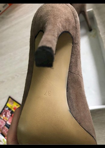 Bej Yılan Desenli Süet Stiletto Topuklu - Görsel 2