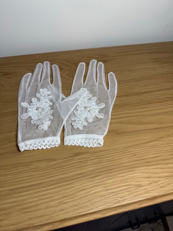 Dantel Detaylı Beyaz Bohem Kadın Eldiveni - Görsel 3