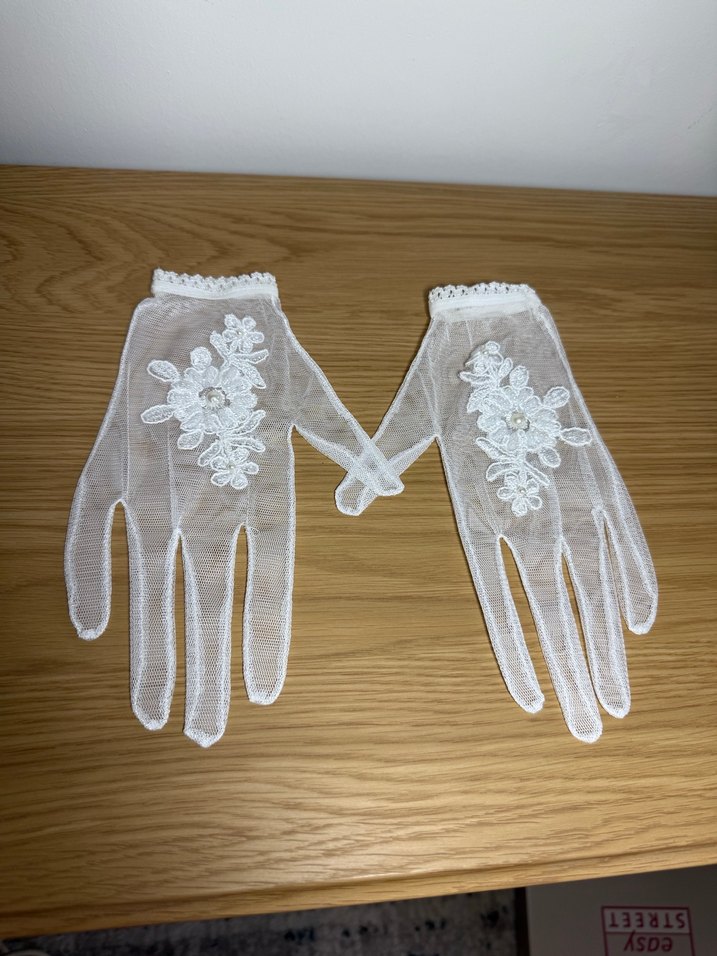 Dantel Detaylı Beyaz Bohem Kadın Eldiveni - Görsel 4