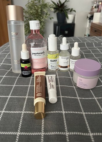 Snp,ısana,revolutıon,skin1004,elensilia,sephora,dr. Ceuracle