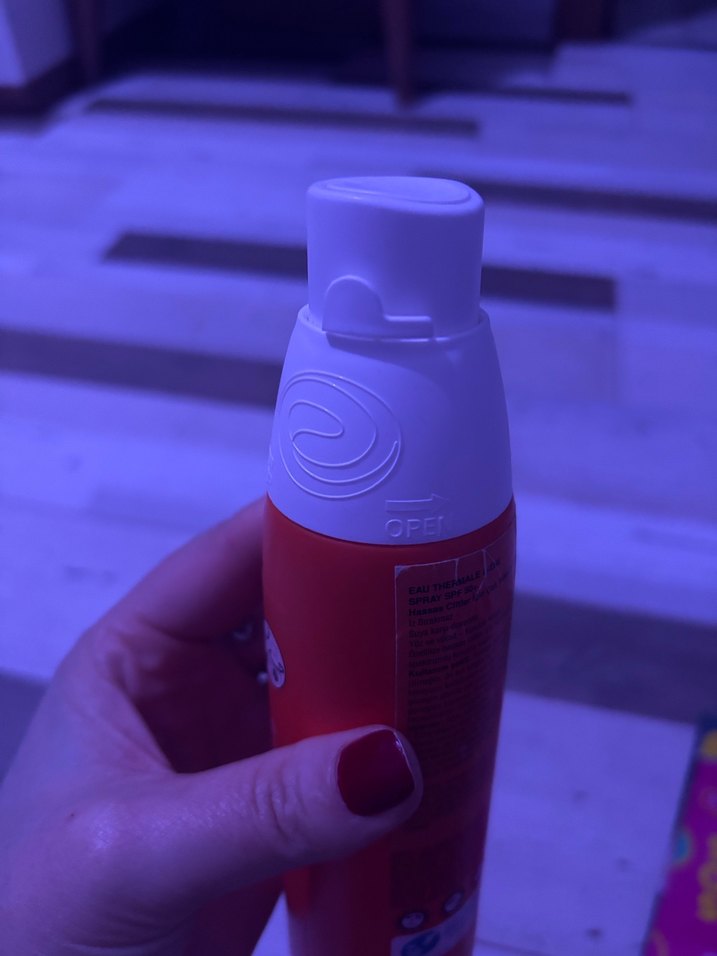 Avène SPF 50+ Yüksek Koruma Güneş Spreyi - Görsel 3