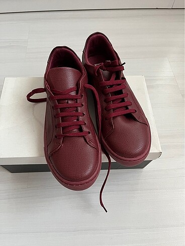 Bordo Sneaker