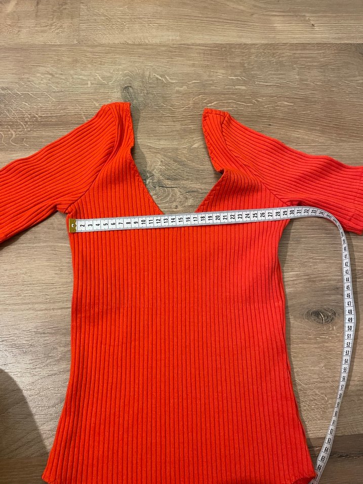 Nar çiçeği V Yaka Örgü Body - Görsel 3