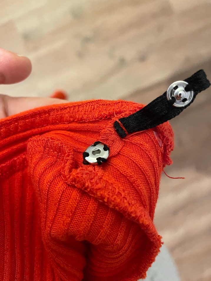 Nar çiçeği V Yaka Örgü Body - Görsel 5