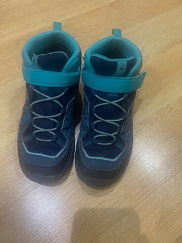 Decathlon Çocuk Botu