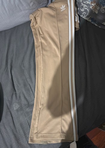 Bej Adidas eşofman - Görsel 2