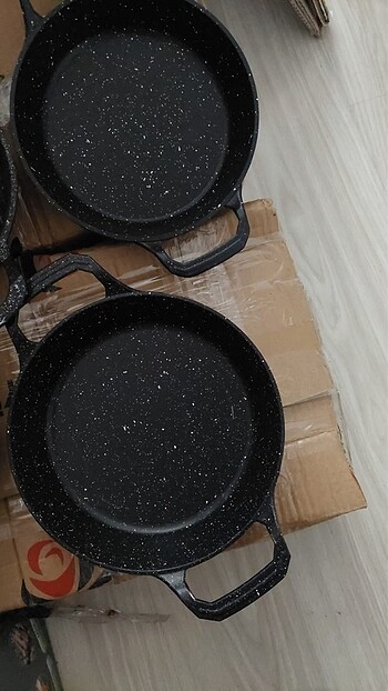 18-20 cm döküm granit sahan set sıfır ürün