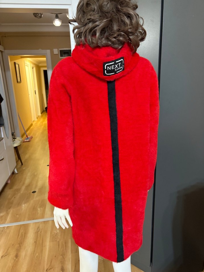 KIRMIZI YUMOŞ KABAN - Görsel 2