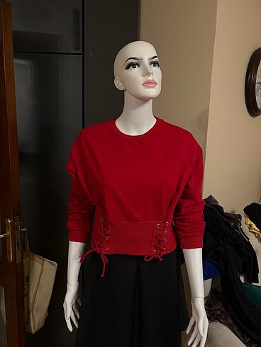 KORSAJLI CROP SWEAT