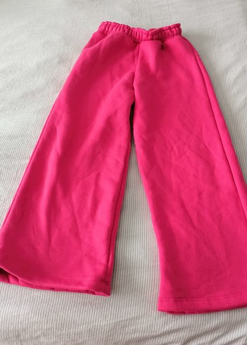 Pembe eşofman