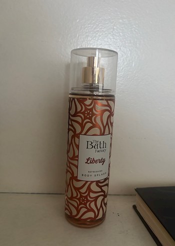 The Bath Factory Liberty Body Splash - Görsel 2