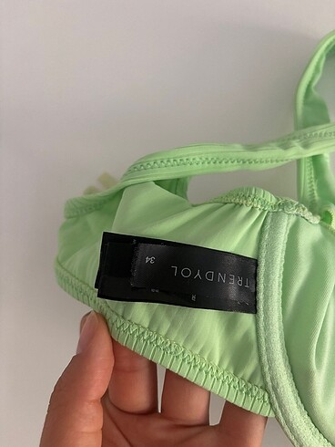 Yeşil bikini üstü - Görsel 2