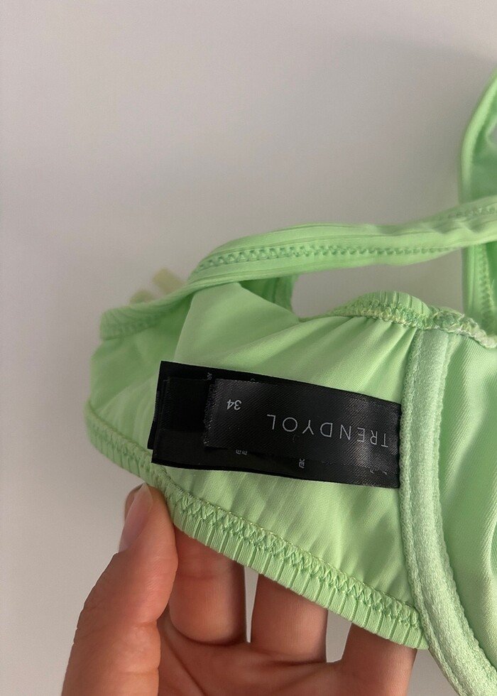 Yeşil bikini üstü - Görsel 2