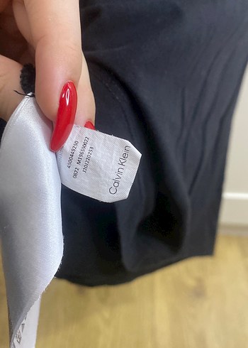 Calvin Klein Jeans Siyah Kısa Kollu Kadın Tişört - Görsel 4