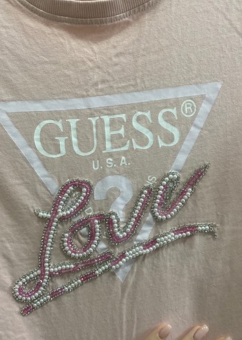Guess Pembe Payetli Baskılı Kadın Tişört - Görsel 3