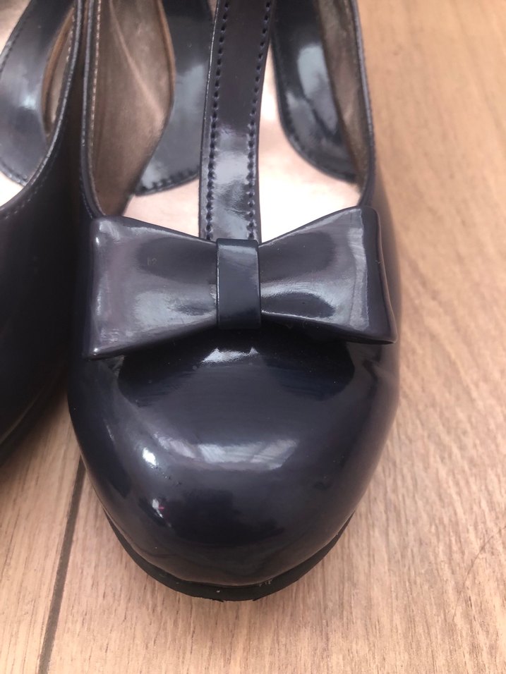 Kız Çocuk Siyah Rugan Bantlı Babet Ayakkabı - Görsel 3