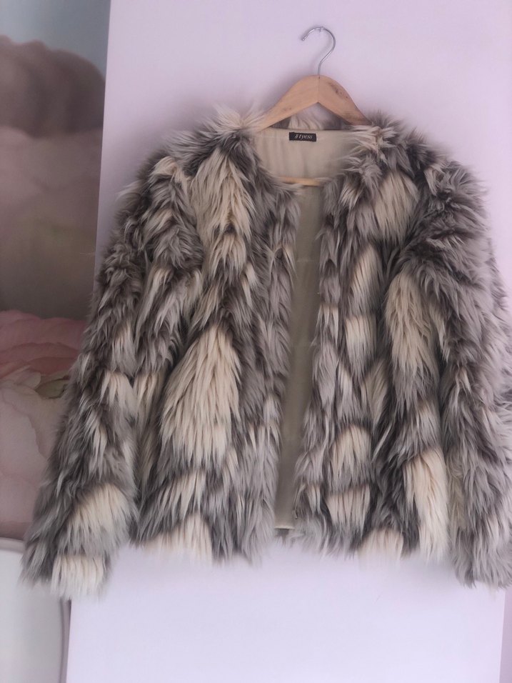 Zebra Desenli Kadın Suni Kürk Ceket - Görsel 2