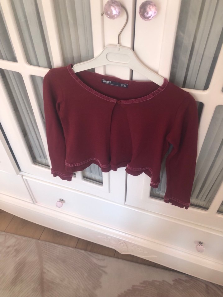 Bordo Düğmeli Kız Bolero - Görsel 4