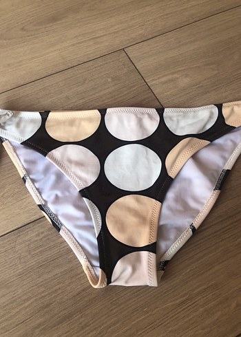 Zeki Bej Puantiyeli Düğmeli Kadın Bikini Altı