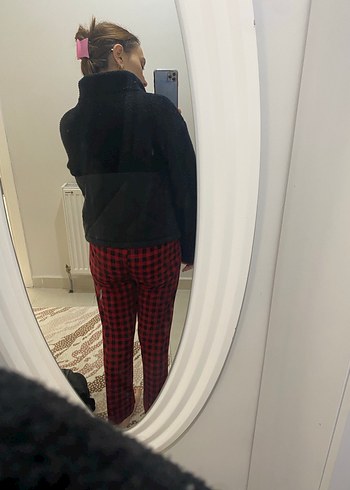 Siyah Kürklü Kadın Kışlık Mont - Görsel 3