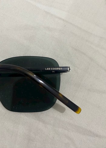 Unisex Minimalist Güneş Gözlüğü - Görsel 3