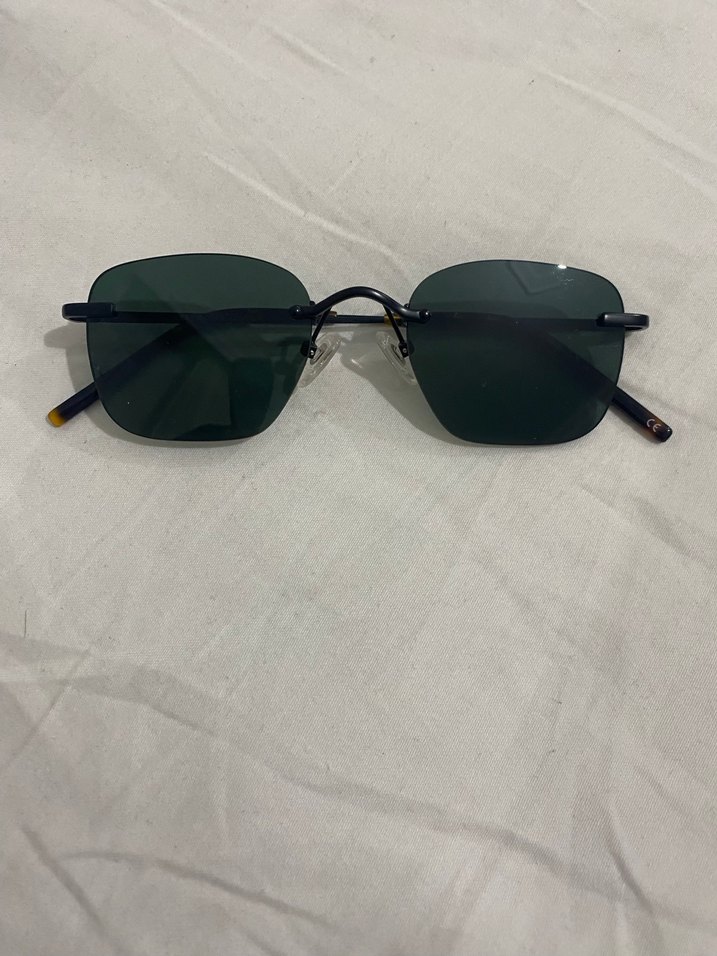 Unisex Minimalist Güneş Gözlüğü - Görsel 2