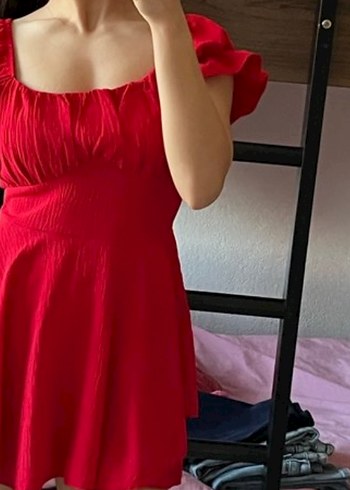 Kısa Kırmızı Fırfırlı Mini Elbise - Görsel 4