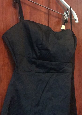 Drapeli Siyah Straplez Midi Elbise - Görsel 3