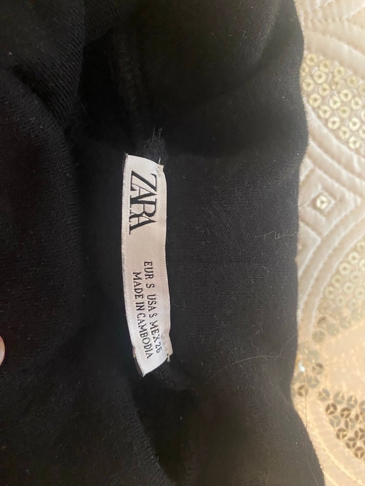 ZARA Kolsuz Siyah Boğazlı Basic sweat - Görsel 4