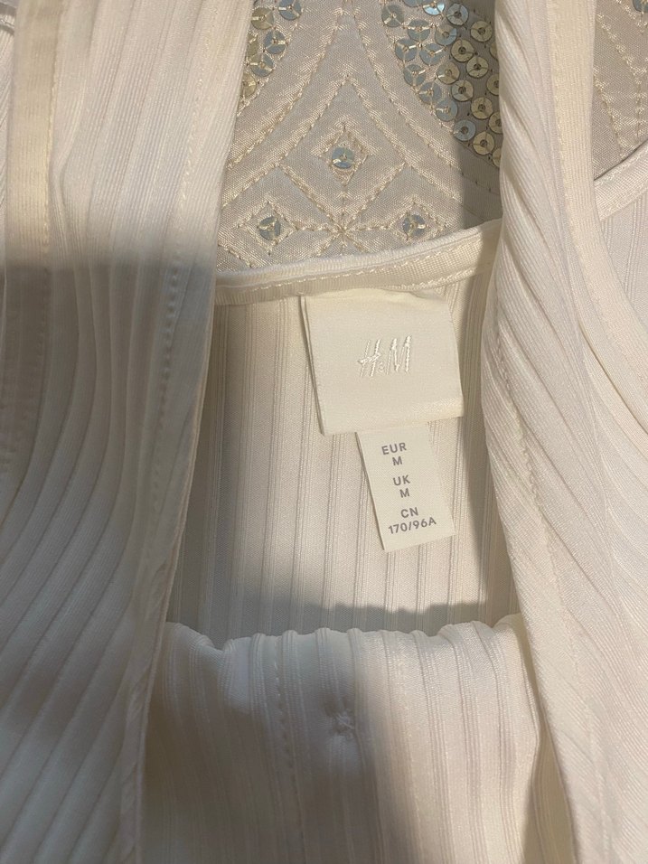 H&M Düğmeli Beyaz Kolsuz kadın Çıtçıtlı Body - Görsel 4