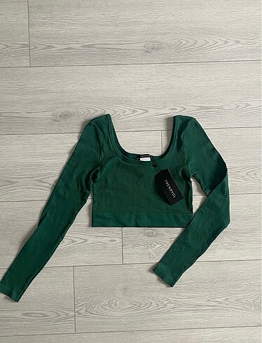 Uzun kollu seamless koyu yeşil bluz Trendyolmilla