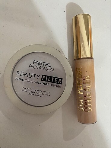 Flormar stay matte , transparan pudra