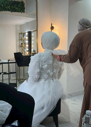 Gelinlik Uzun Kollu Yüksek Yakalı Prenses Gelinlik