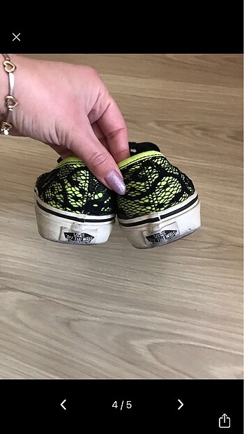 37 Beden yeşil Renk Vans neon dantelli