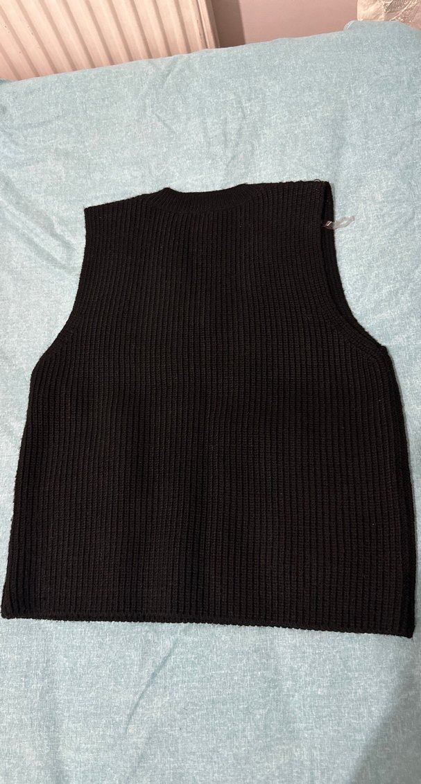 Siyah V Yaka Örgü Kadın Süveter - Görsel 3