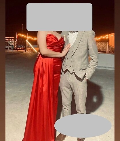 Kırmızı straplez saten abiye