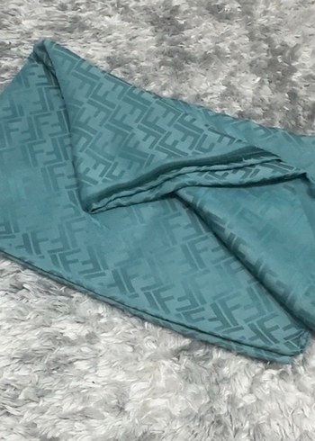 Fendi Şal - Görsel 2