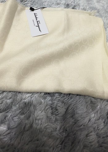 Salvatore Ferragamo Yün İpek Şal - Görsel 3