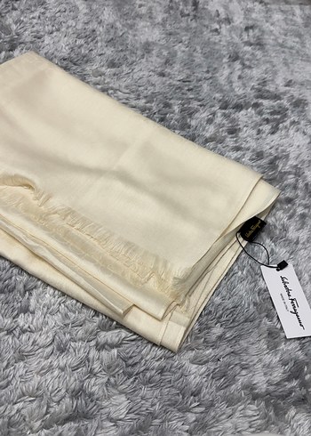 Salvatore Ferragamo Yün İpek Şal - Görsel 2