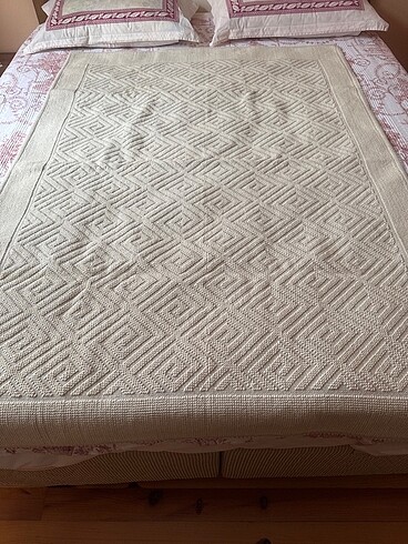  E.L.F Kilim