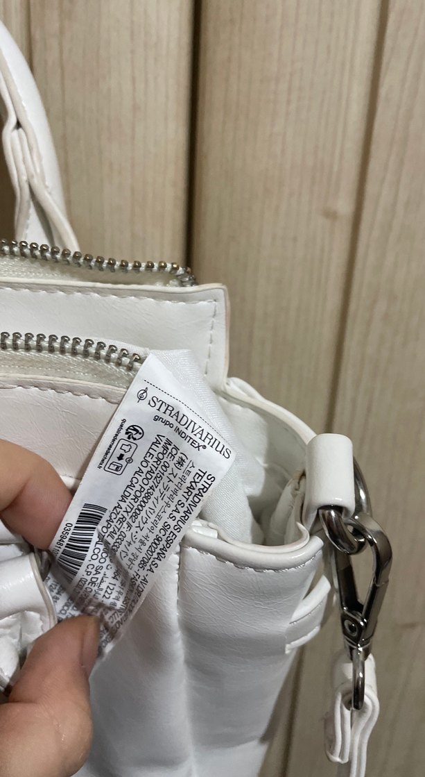 Stradivarius Beyaz Deri Tokalı Kadın Çanta - Görsel 3