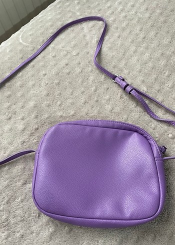 Mor Fermuarlı Kadın Çapraz Çanta - Görsel 4