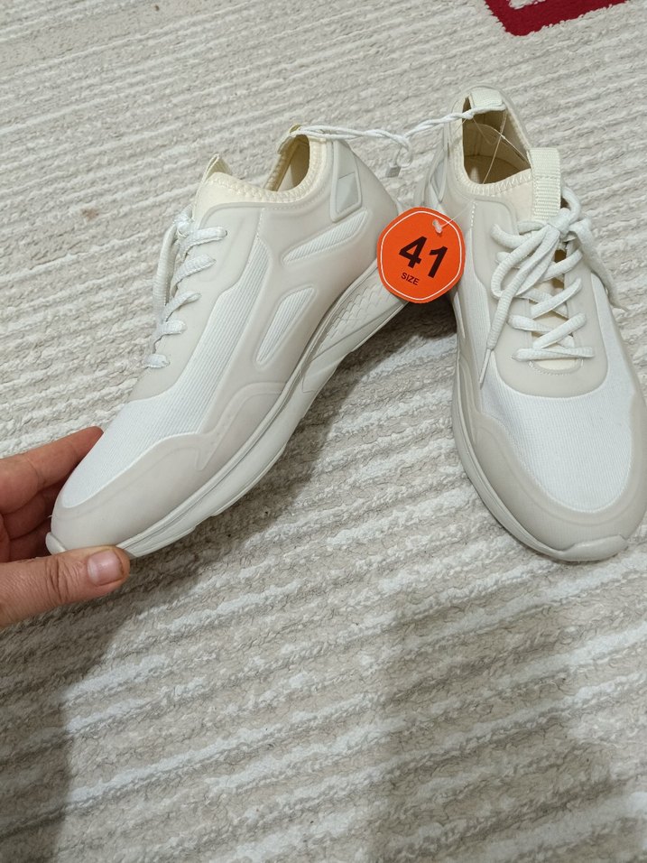 Beyaz Bağcıklı Kadın Spor Ayakkabı - Görsel 2