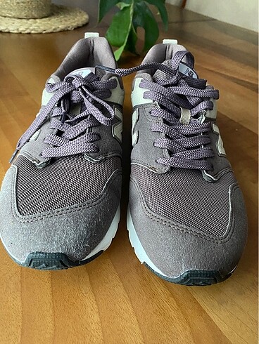 New Balance 009