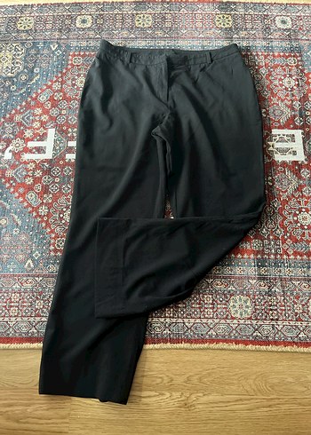 Altınyıldız Kadın Siyah Midi Kumaş Pantolon