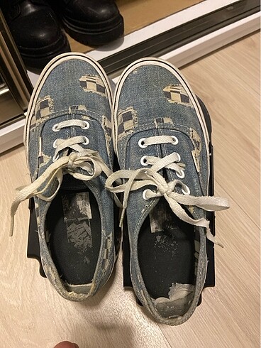 Kot görünümlü Vans